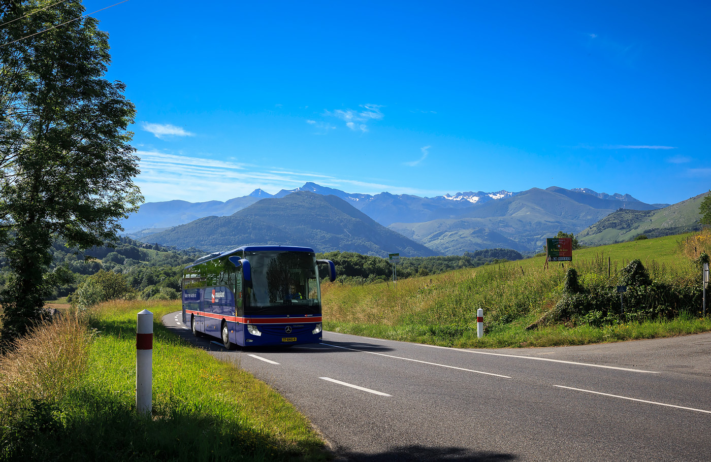 7-daagse comfort-class Busreis Lourdes met stadswandeling in Lourdes, internationale mis & middagtocht Pyreneeën!