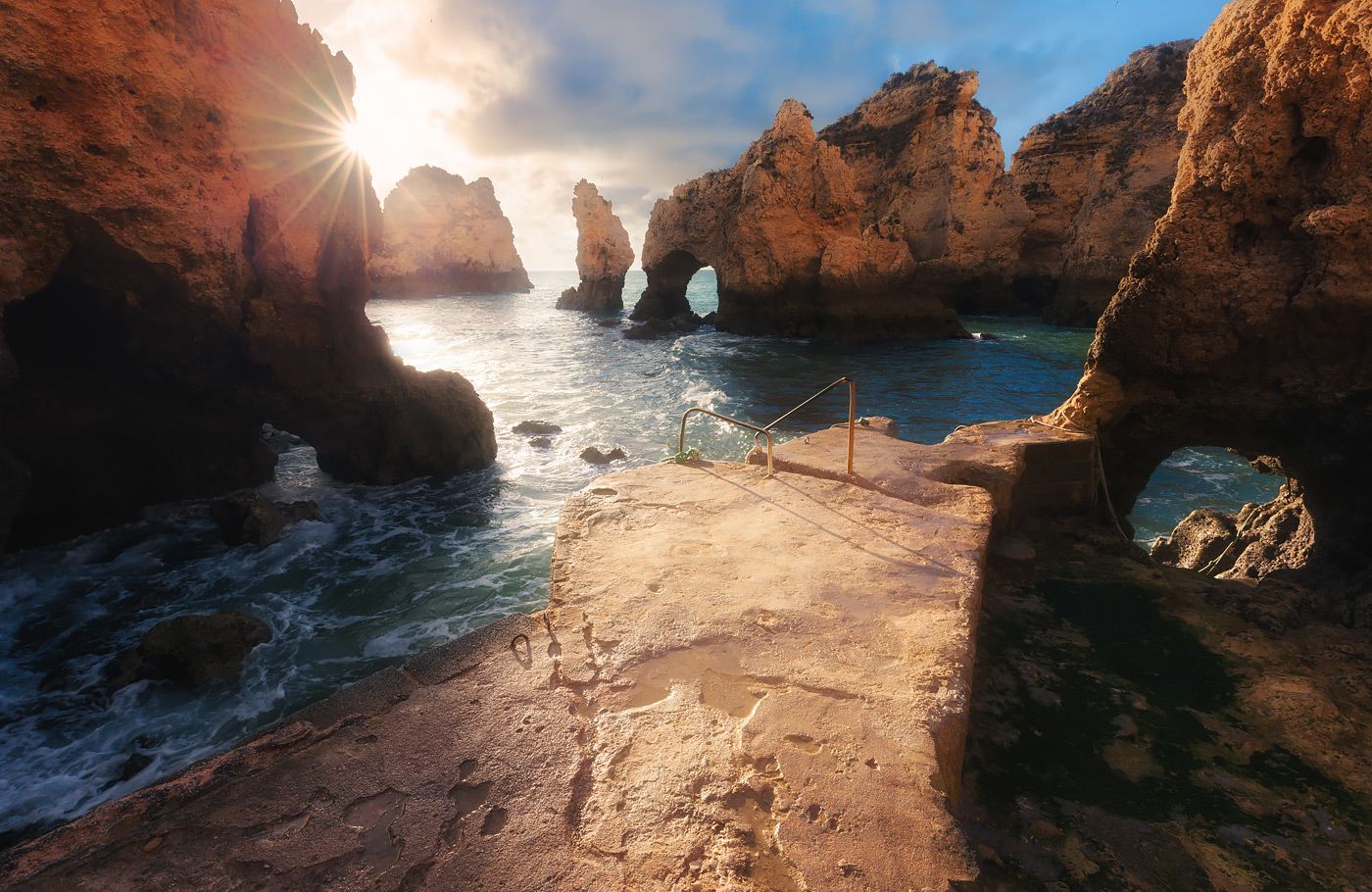 Busreis per comfort-class touringcar naar de Algarve met 2-weken verblijf in Albufeira in 4-sterren aparthotel Alfagar Alto da Colina Aparthotel