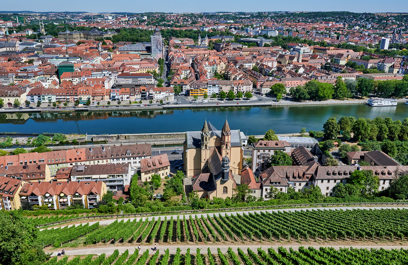 Busreis per comfort-class touringcar naar Beieren, de Romantische Straße Met o.a. Lohr am Main, Würzburg, Veitshöchheim, Bamberg, Rothenburg ob der Tauber en Dinkelsbühl