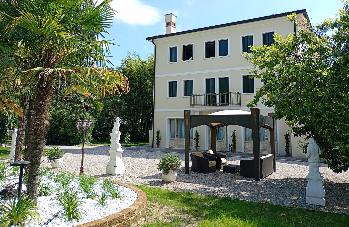 busreis veneto met o.a. verzorgde excursies naar o.a. Treviso, Padua, Vicenza, Prosecco-route en Venetië