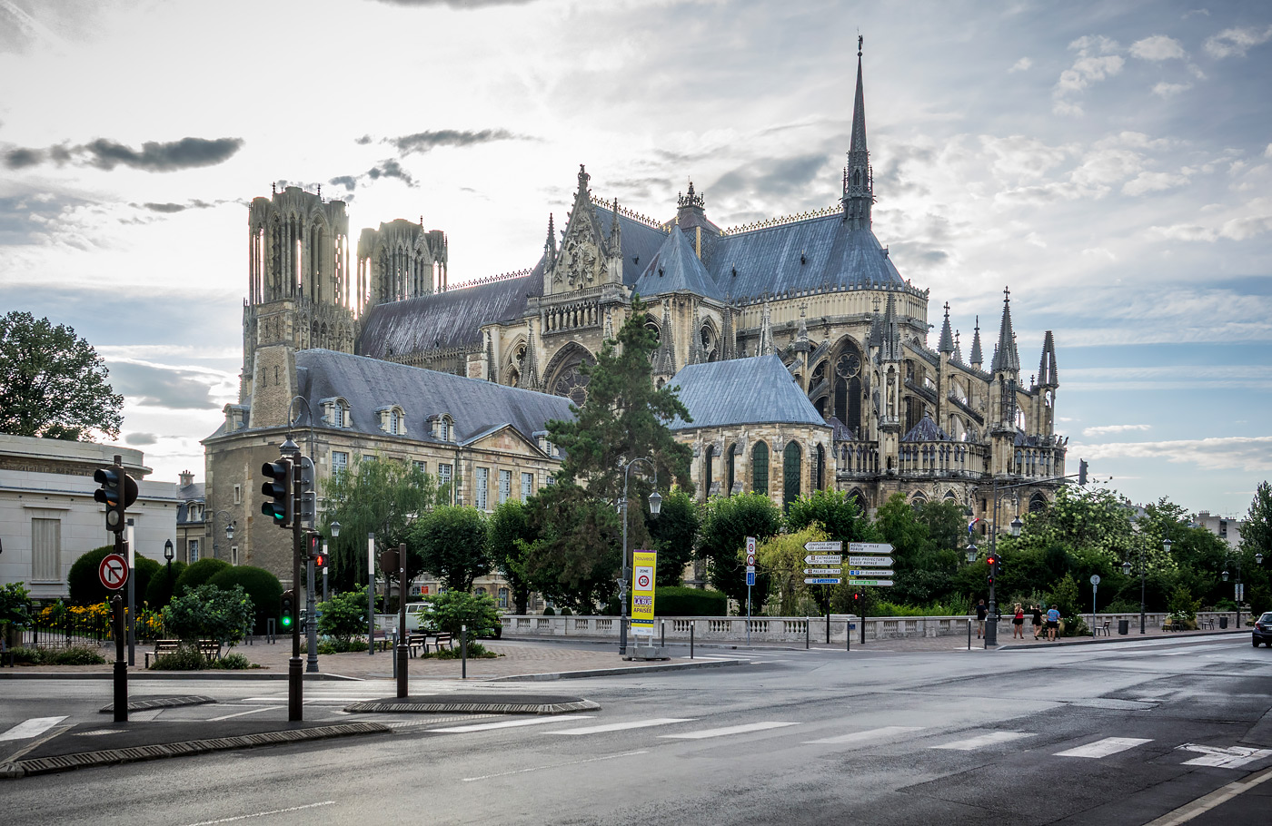 5-daagse reis per comfort-class touringcar van Maaskant Reizen; De Smaak van de Champagne Met o.a. Reims, Metz en Epernay