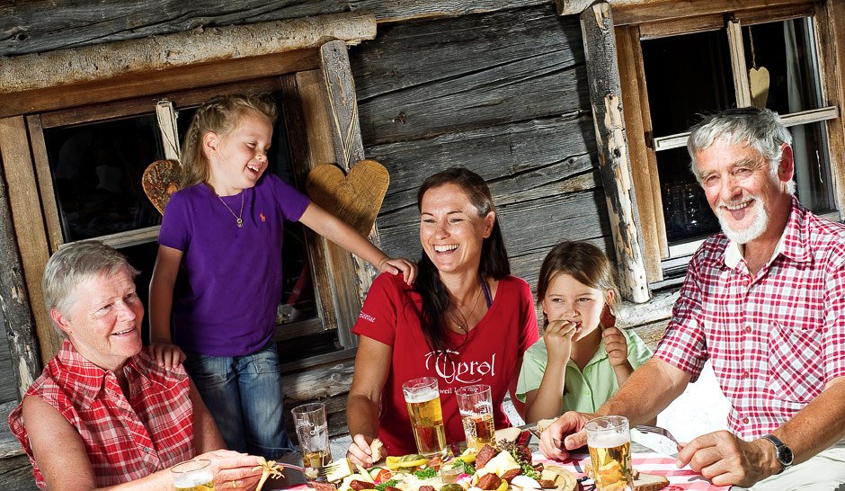 slider_b0oosj_001_groot_sankt_johann_tirol.jpg