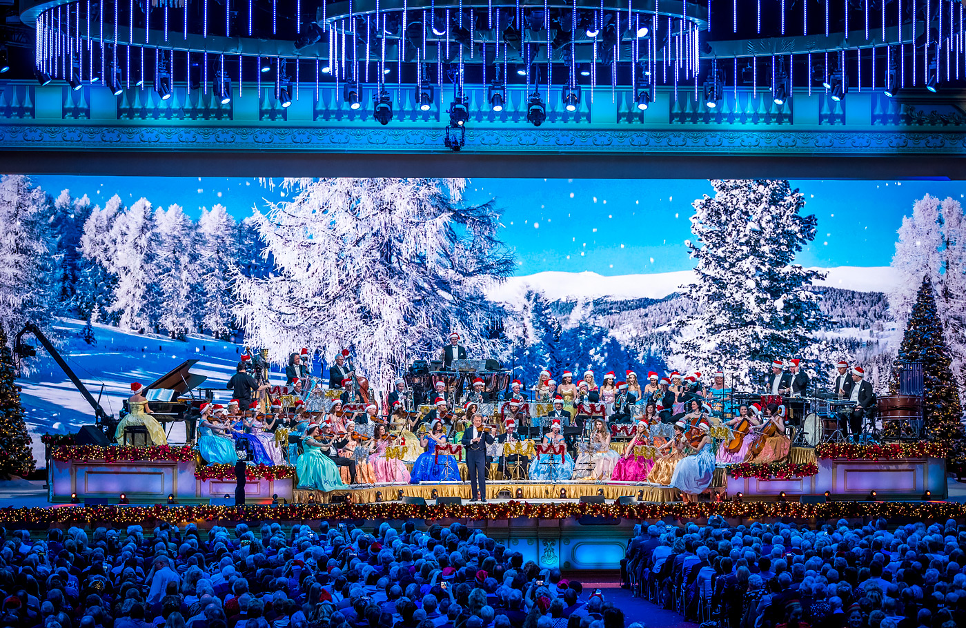 dagreis van Maaskant Reizen naar André Rieu's kerst in Maastricht, reis per tourist-class touringcar 