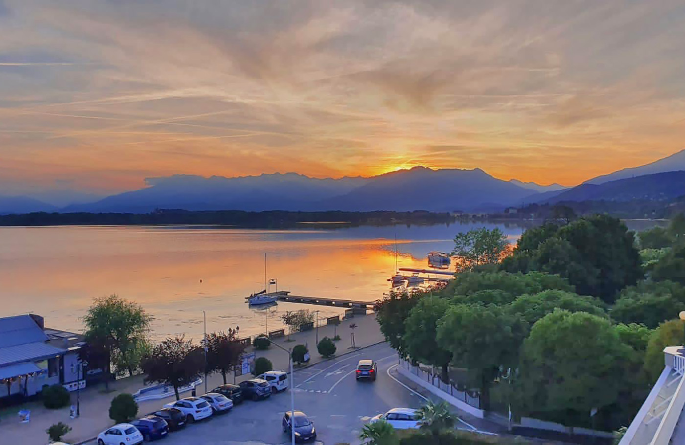 Busreis per comfort-class touringcar naar Noord-Italië Met o.a. Milaan, Turijn, Ricetta di Candela, Oropa en Ivrea