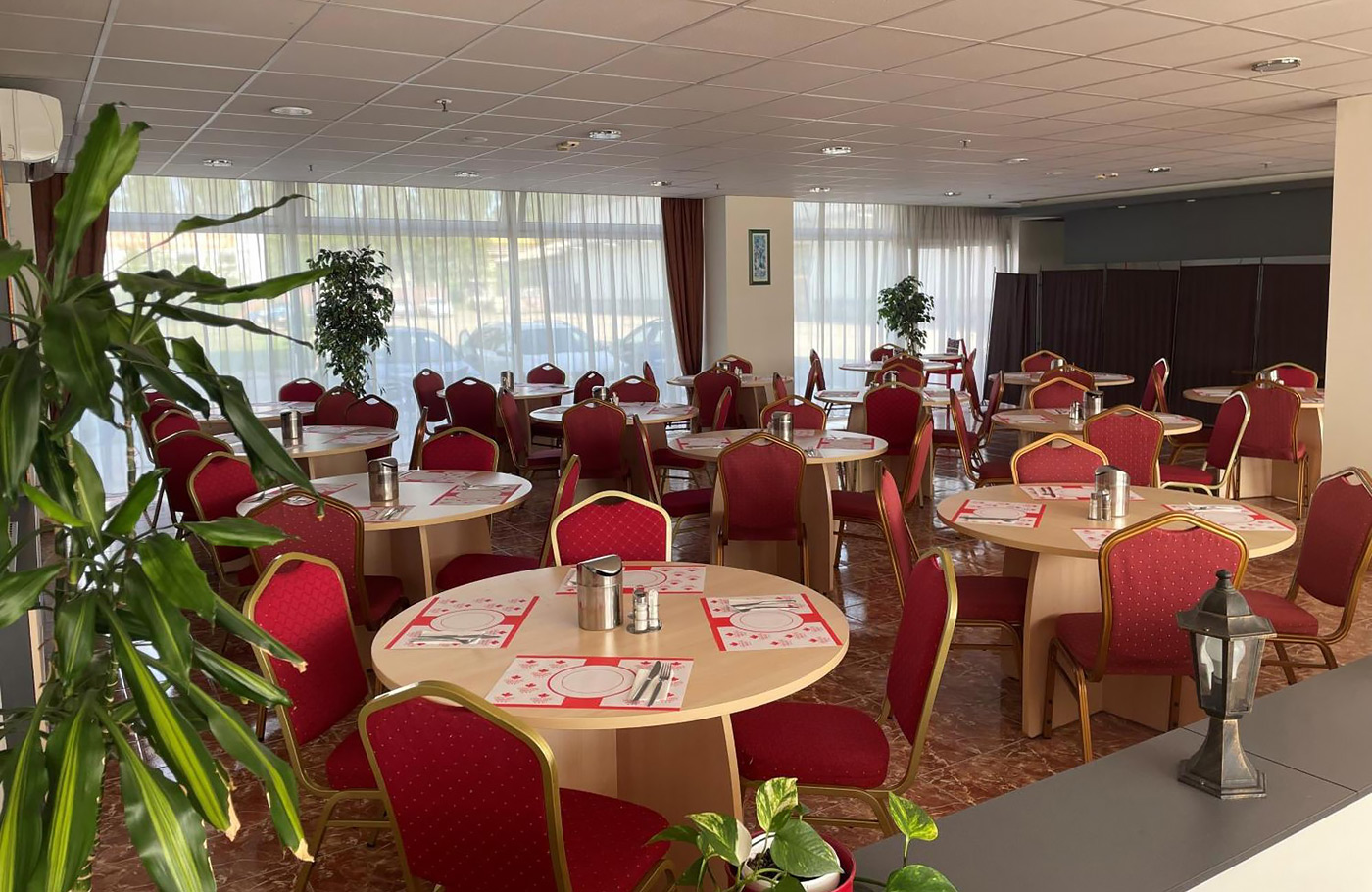 Met Maaskant Reizen, per comfort-class touringcar naar Betoverend Boedapest Met o.a. Boedapest, Donauknie, Szentendre en Kasteel Gödöllö