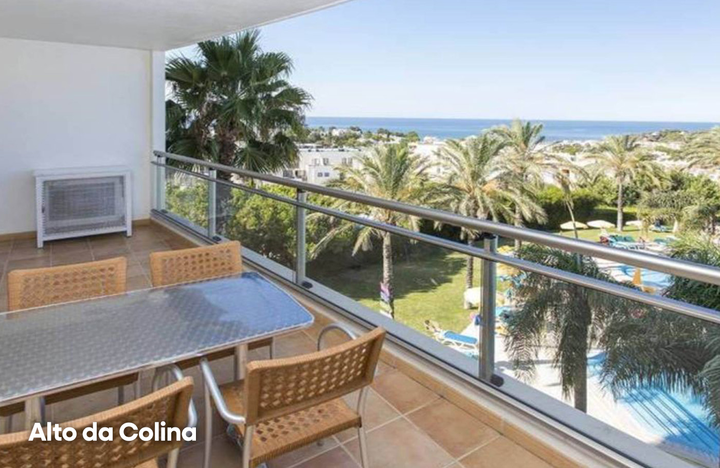 Busreis per comfort-class touringcar naar de Algarve met 2-weken verblijf in Albufeira in 4-sterren aparthotel Alfagar Alto da Colina Aparthotel