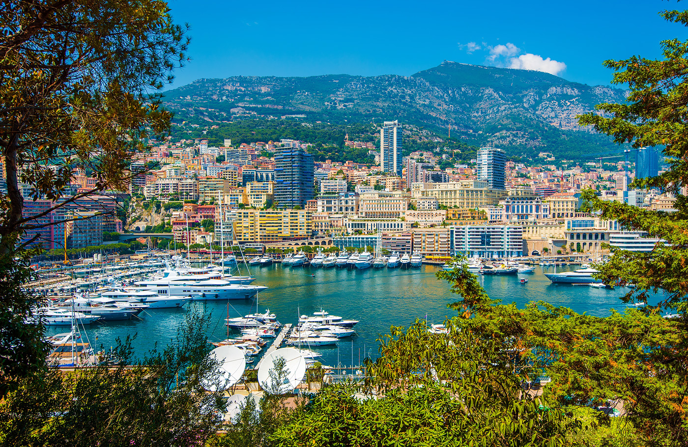 8-daagse reis naar de prachtige bloemenriviera per comfort-class touringccar van Maaskant Reizen Met o.a. Monaco, Cannes & Portofino.