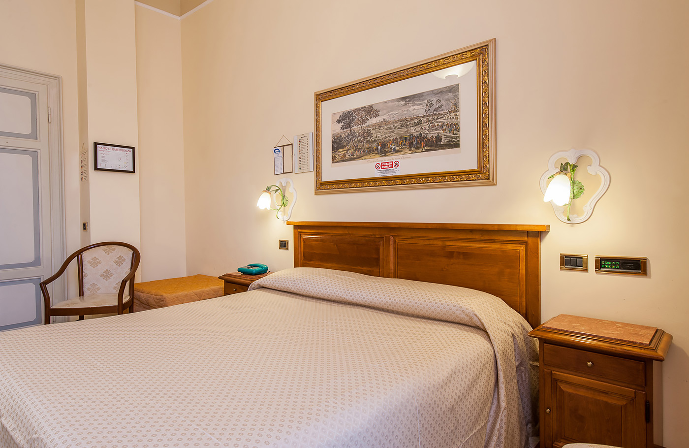 Maaskant Reizen, Busreis per comfort-class touringcar naar Toscane, geheel verzorgd met o.a. Cinque Terre, Pisa, Siëna, Florence, Volterra, Lucca & San Gimignano!