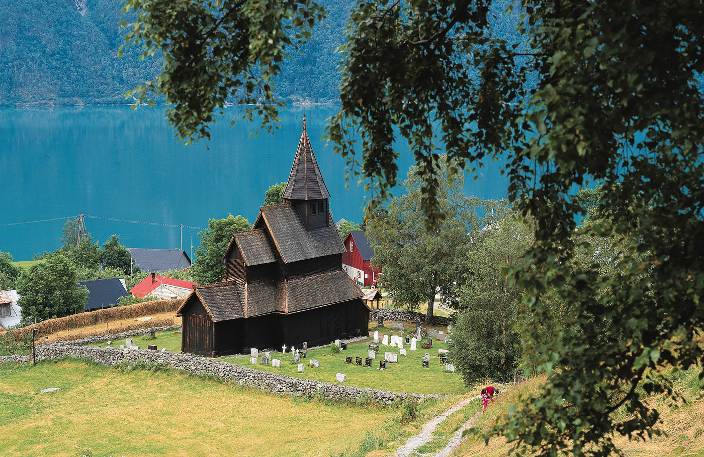 Busrondreis per comfort-class touringcar door Scandinavië met o.a. Noordkaap en Lofoten Met o.a. Stockholm, Poolcirkelcentrum, Santa Claus Village en Lapland.