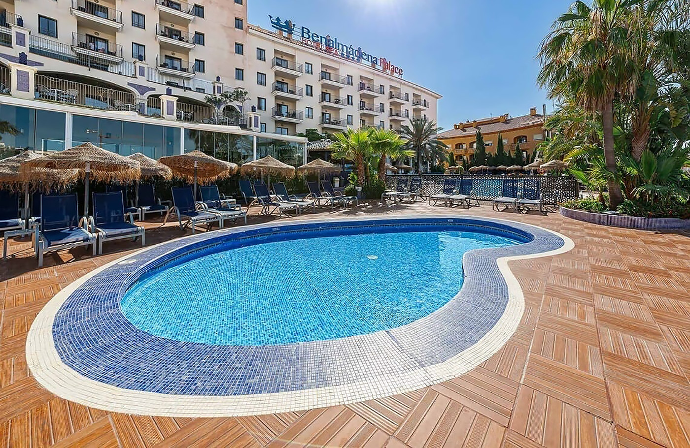 Met Maaskant Reizen Overwinteren aan de Costa del Sol, in 4-sterren aparthotel Benalmadena Palace