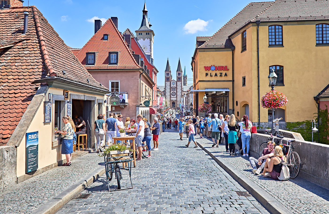 Busreis per comfort-class touringcar naar Beieren, de Romantische Straße Met o.a. Lohr am Main, Würzburg, Veitshöchheim, Bamberg, Rothenburg ob der Tauber en Dinkelsbühl