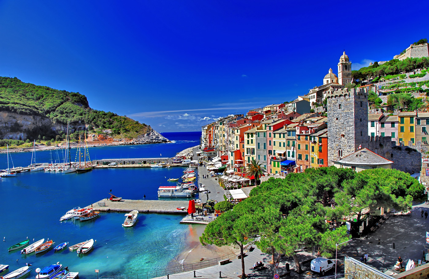 Maaskant Reizen, Busreis per comfort-class touringcar naar Toscane, geheel verzorgd met o.a. Cinque Terre, Pisa, Siëna, Florence, Volterra, Lucca & San Gimignano!