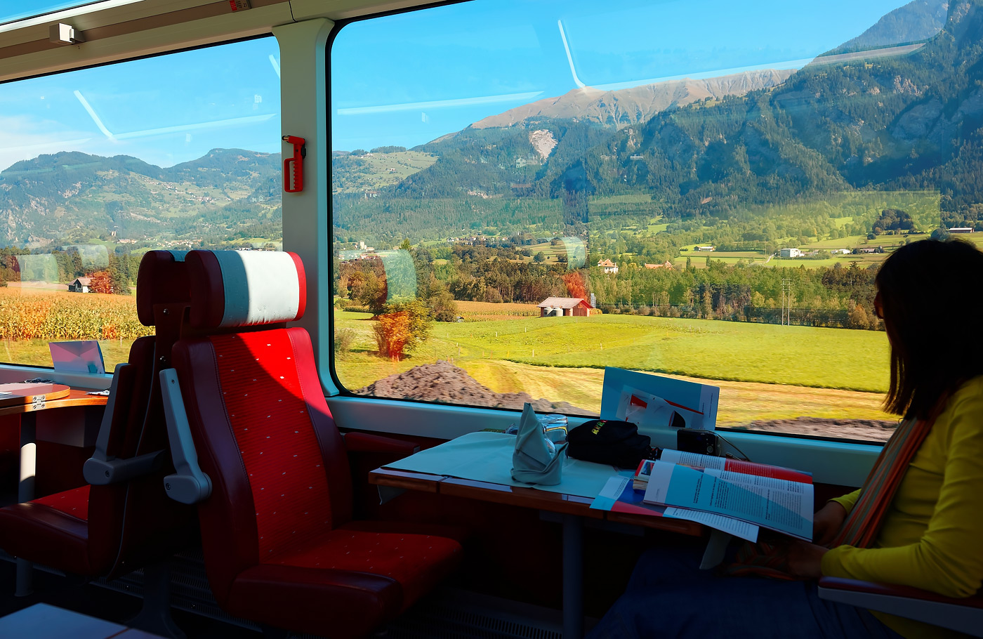 7-daagse reis per comfort-class touringcar van Maaskant Reizen; Zwitserland per bus en trein Busreis Zwitserland met treinreizen over Berninapas en Glacier Traject