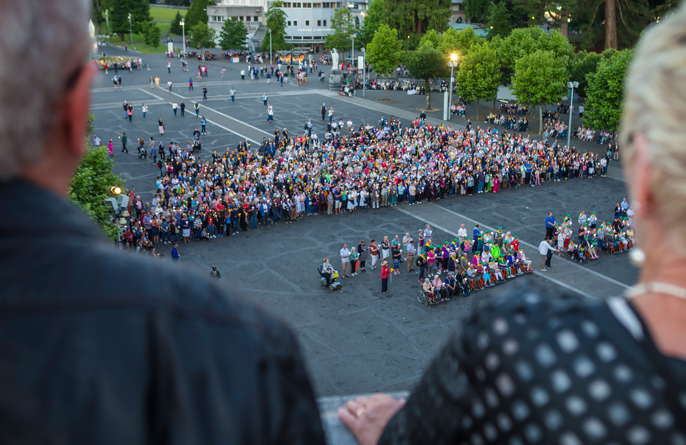 7-daagse comfort-class Busreis Lourdes met stadswandeling in Lourdes, internationale mis & middagtocht Pyreneeën!