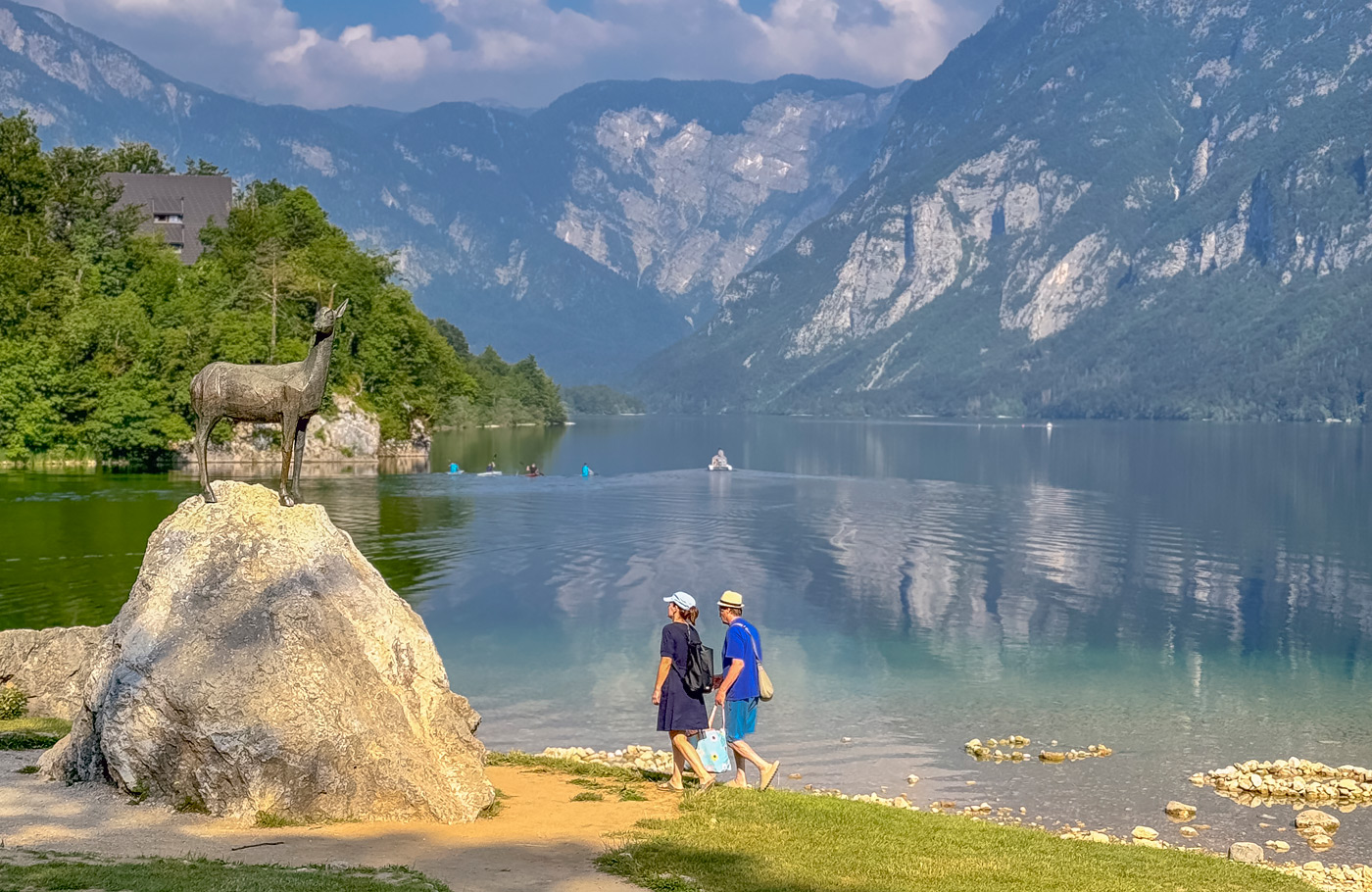 Excursiereis van Maaskant Reizen, per comfort-class touringcar Het meer van Bohinj & Sloveense Alpen Met o.a. Ljubljana, Postojna, Sloveense Alpen, Bled, Wörthersee en Klagenfurt
