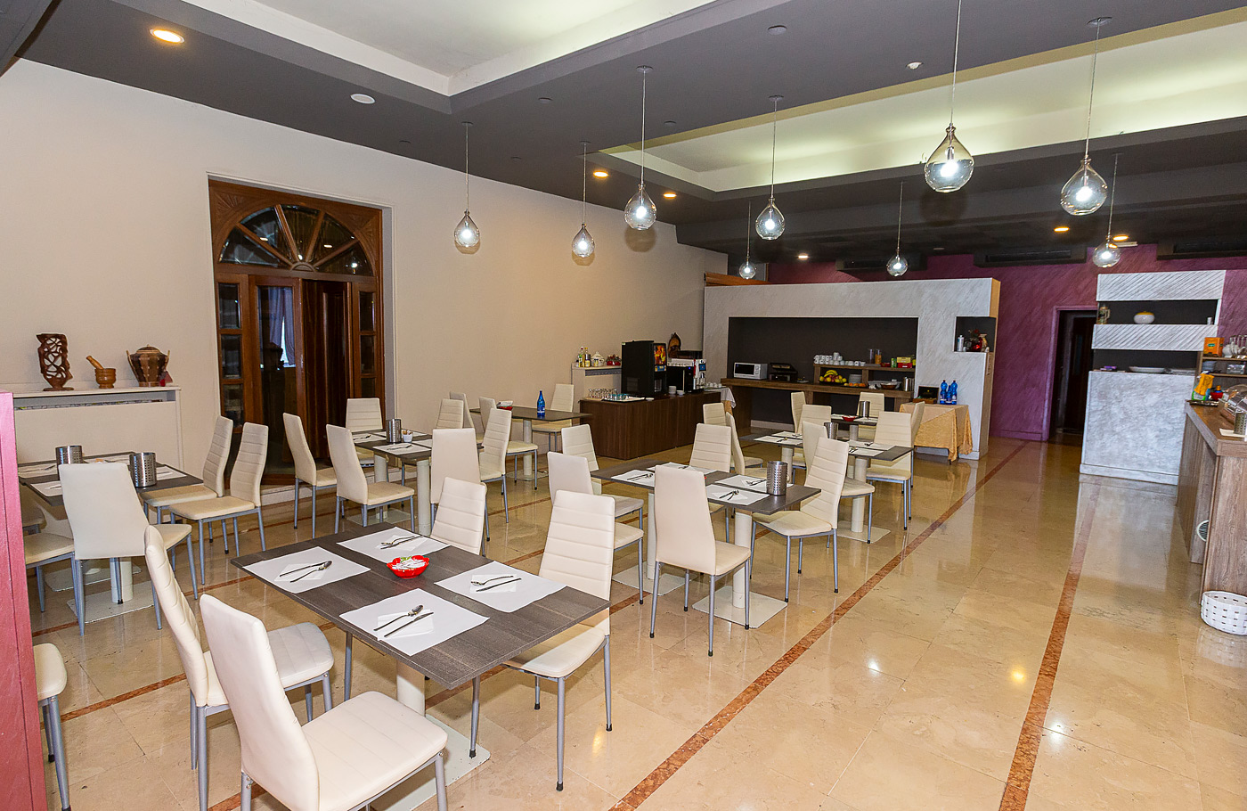 Busreis per comfort-class touringcar naar Noord-Italië Met o.a. Milaan, Turijn, Ricetta di Candela, Oropa en Ivrea