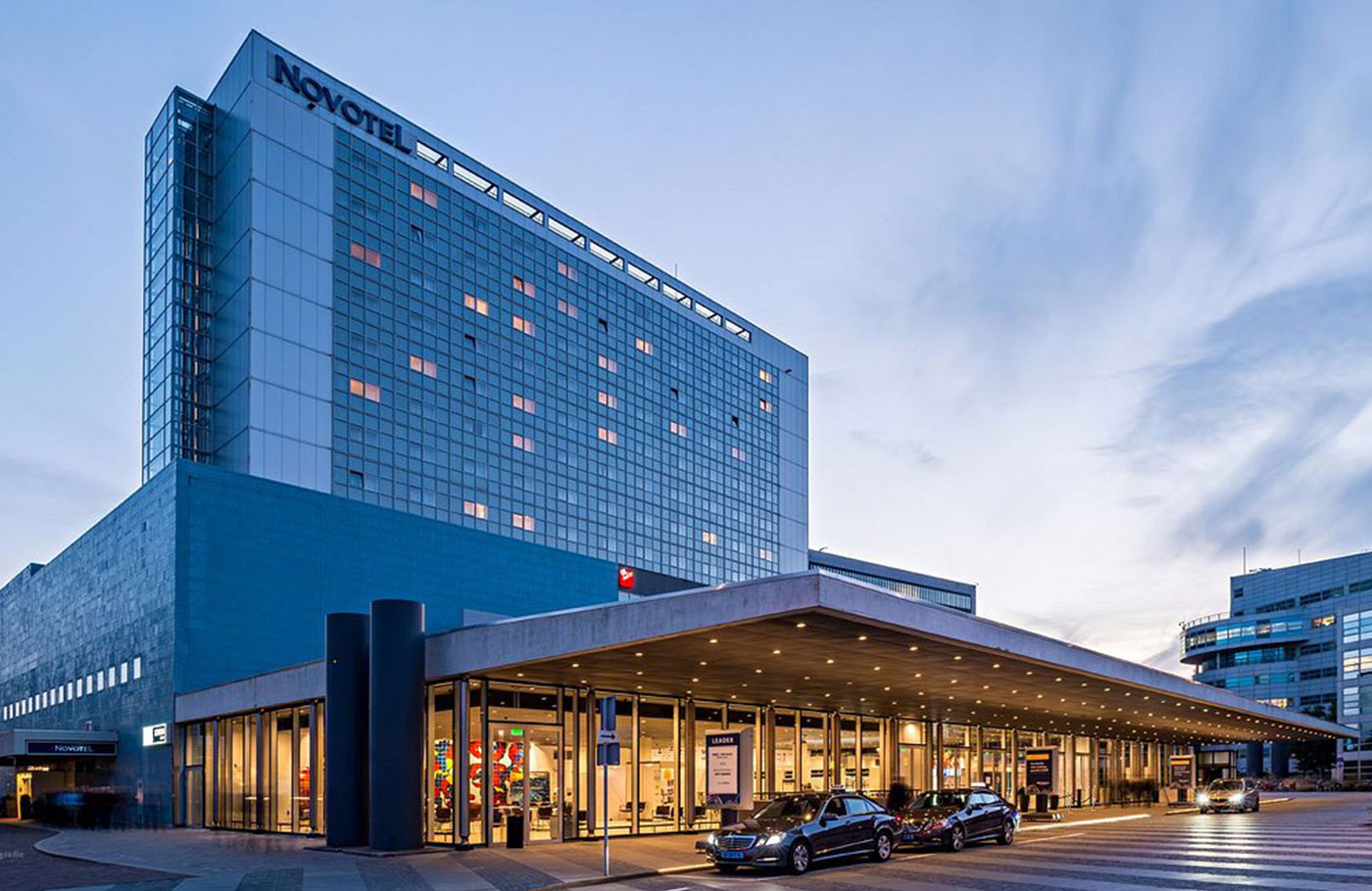 Dagtocht Chanson, Jacques Brel, Edith Piaf, World Forum Den Haag