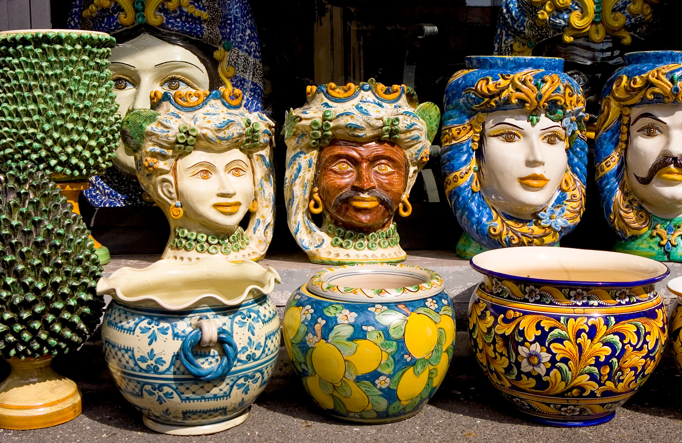 Maaskant Reizen, overwinterBusreis Italië met o.a. 2 weken verblijf op basis van half-pension in Giardini Naxos