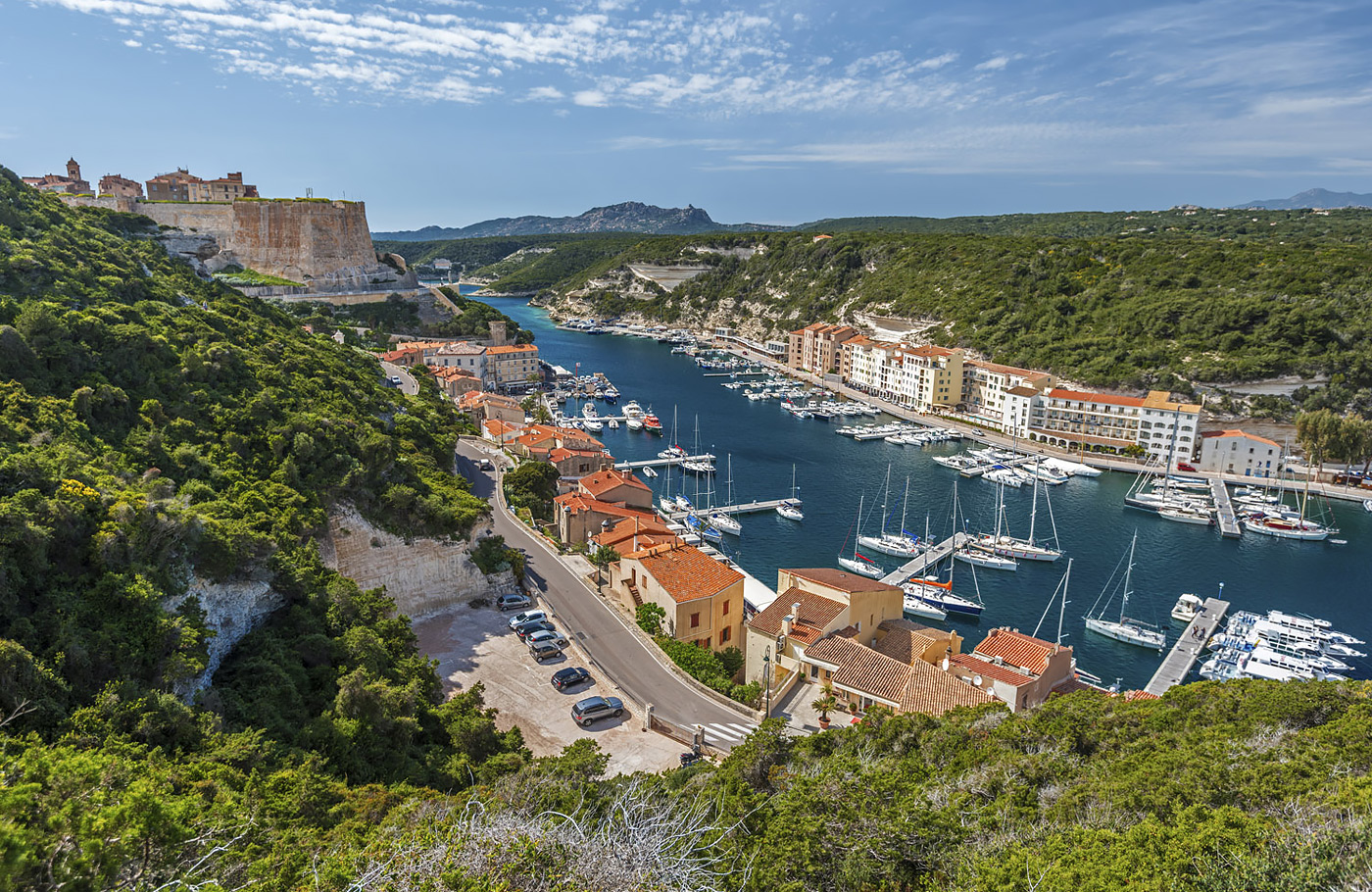 rondreis per comfort-class touringcar Met o.a. Cap Corse, Les Calanches, Ajaccio, Bonifacio, Nuoro, La Maddalena en de Costa Smeralda