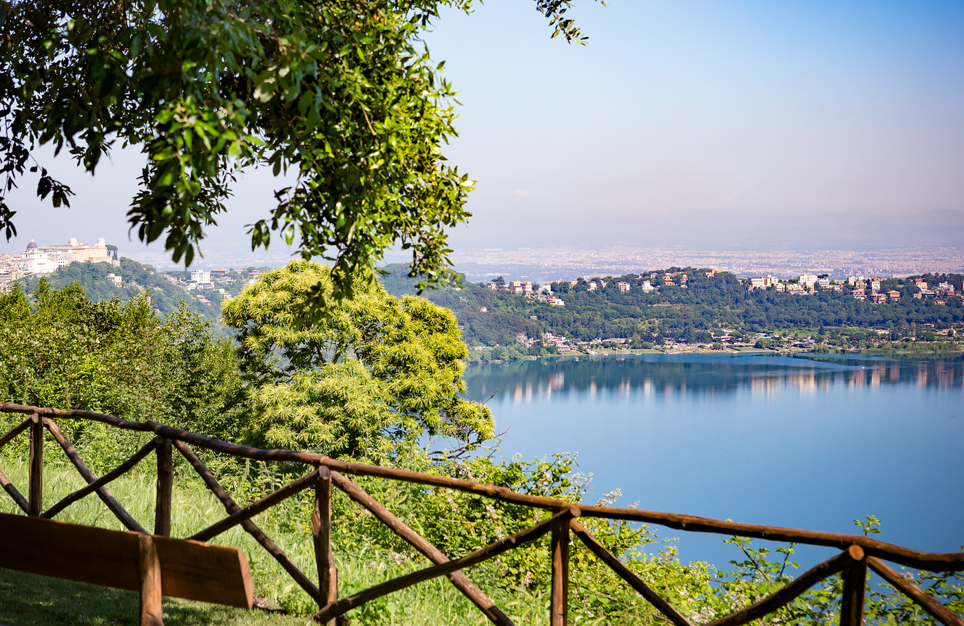 Maaskant Reizen, busreis Rome met Vaticaanstad, reis per luxe comfort-class touringcar waarbij we bezoeken brengen aan o.a. Vaticaans Museum, Sixtijnse Kapel, St. Pieter, Frascati, Castel Gandolfo en Assisi