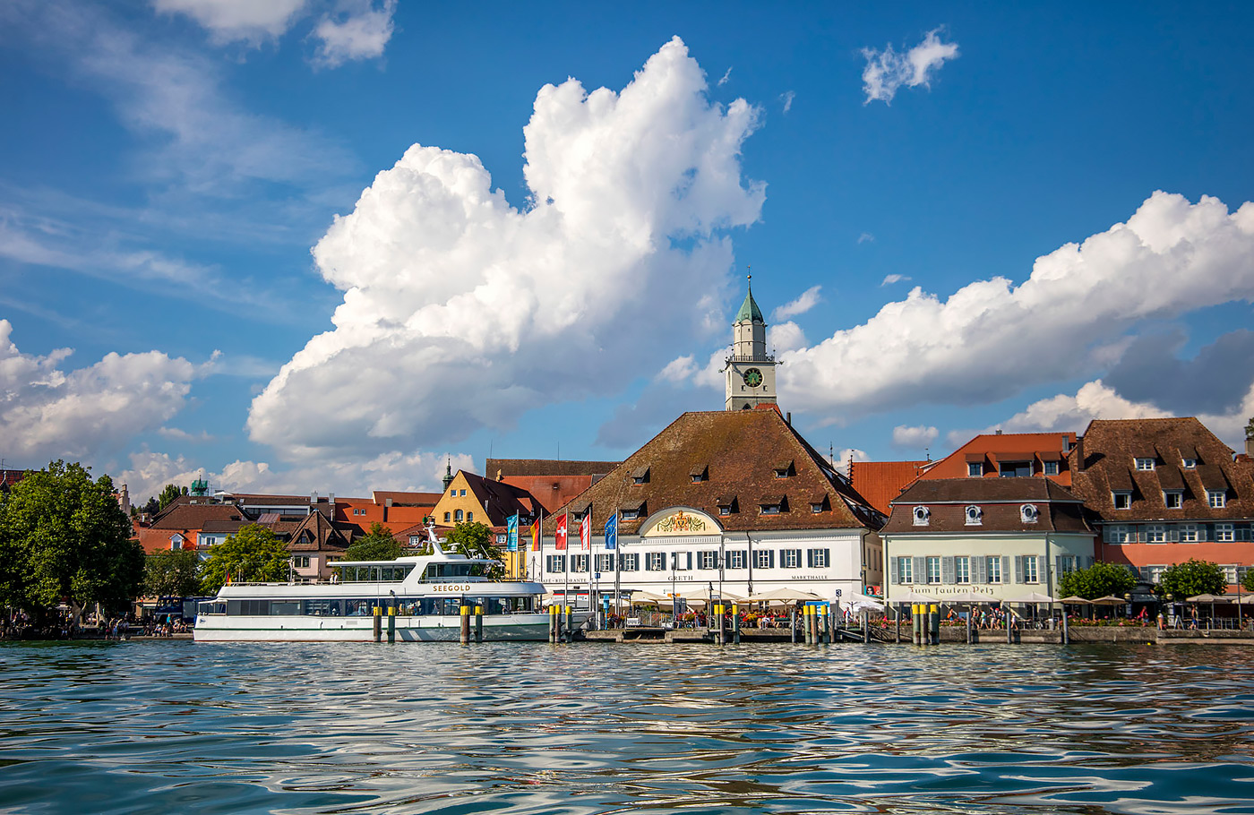 6-daagse reis van Maaskant Reizen naar Duitsland, per comfort-class touringcar; De Bodensee – Sfeervol genieten in Zuid-Duitsland Met o.a. Lindau, bloemeneiland Mainau & de Rijnwaterval