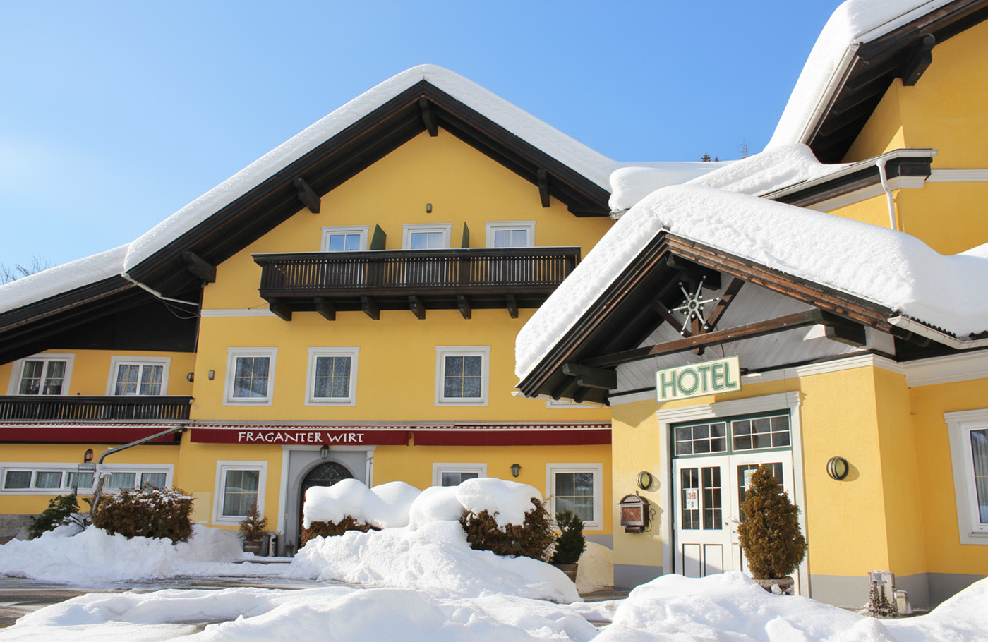 Met Maaskant Reizen per comfort-class touringcar op een mooie Kerstreis Oostenrijk met Karinthië, Klagenfurt, Salzburg, Weissensee en Heiligenblut