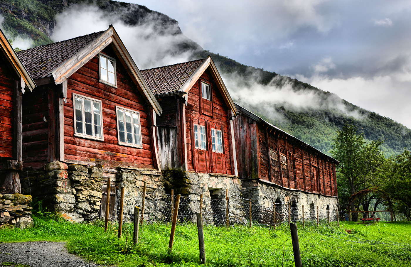 Maaskant Reizen, rondreis Noorwegen per bus, boot en trein Met o.a. Bergen, Geirangerfjord, Trollstigen en twee prachtige treintrajecten!