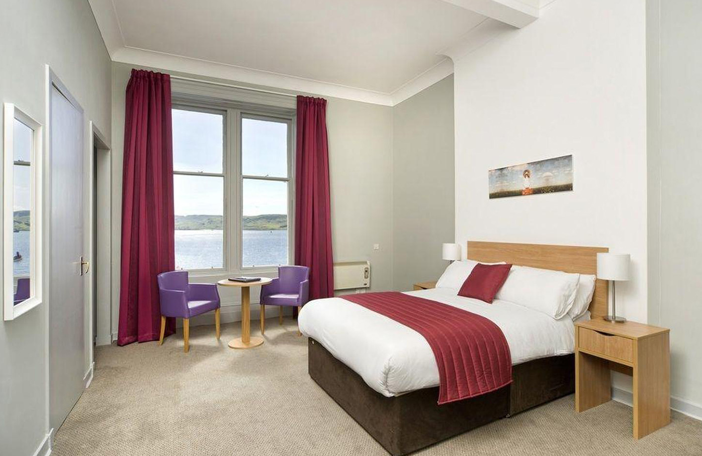 Met Maaskant Reizen per comfort-class touringcar maken we de Engeland & Schotland Rondreis Met York, Edinburgh, Fort William, Eiland Mull en Lake District!