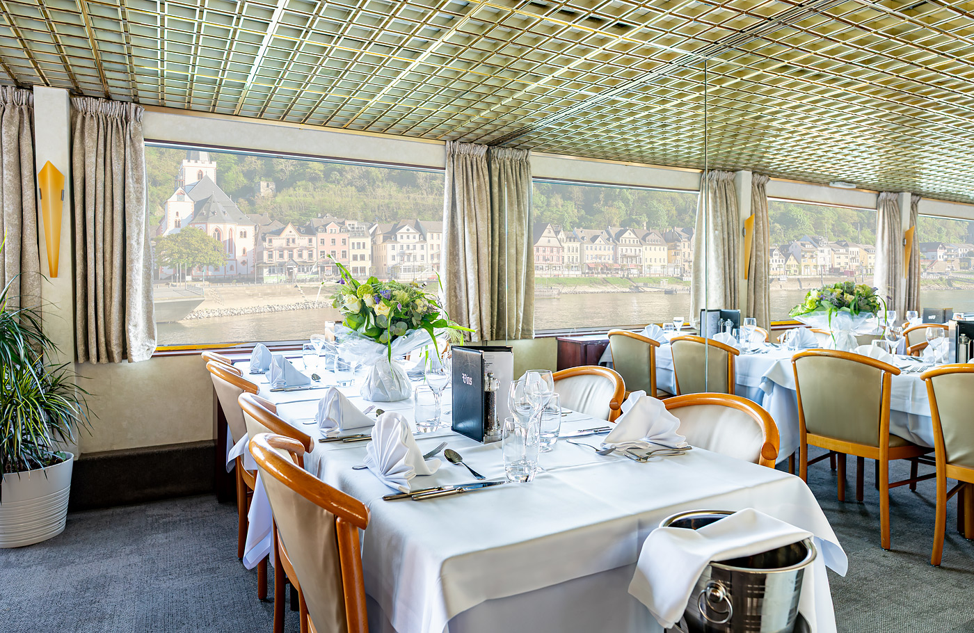 Cruise; de Romantische Rijn Riviercruise Van Straatsburg naar Koblenz en Rüdesheim