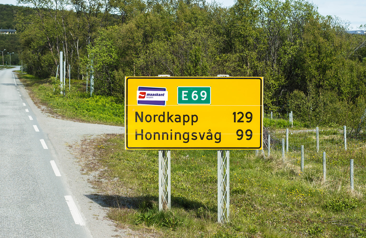 Busrondreis per comfort-class touringcar door Scandinavië met o.a. Noordkaap en Lofoten Met o.a. Stockholm, Poolcirkelcentrum, Santa Claus Village en Lapland.