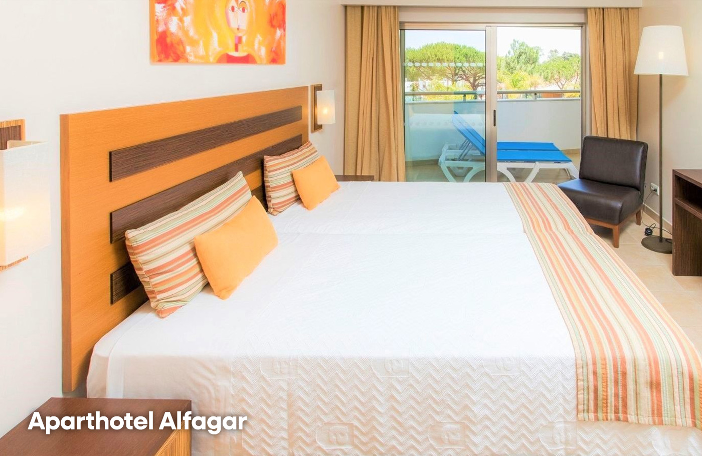 Busreis per comfort-class touringcar naar de Algarve met 2-weken verblijf in Albufeira in 4-sterren aparthotel Alfagar Alto da Colina Aparthotel