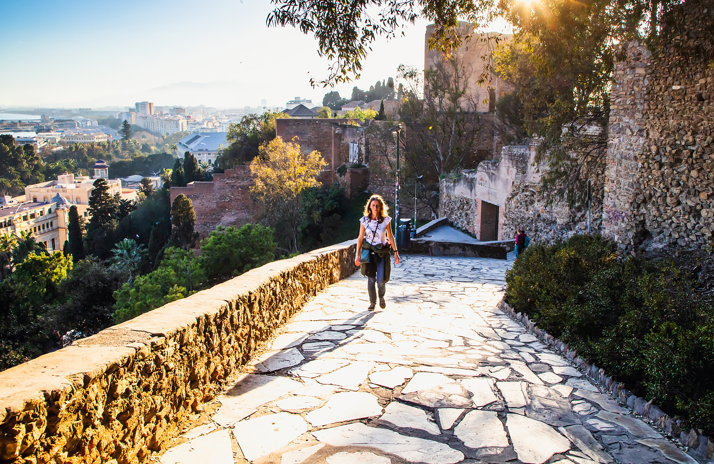Maaskant Reizen, overwinterBusreis Italië met o.a. 2 weken verblijf op basis van half-pension in Giardini Naxos