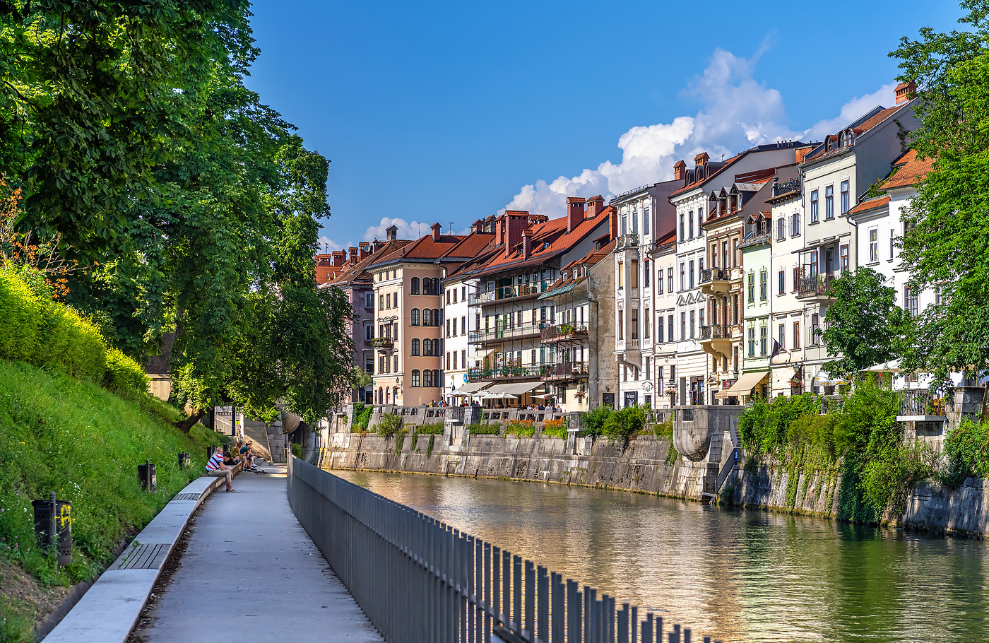 Maaskant Reizen, rondreis, comfort-class touringcar, Cultuurrondreis Slovenië, Italië & Kroatië Met o.a. Ljubljana, Triëste, eiland Krk & de parels van Istrië