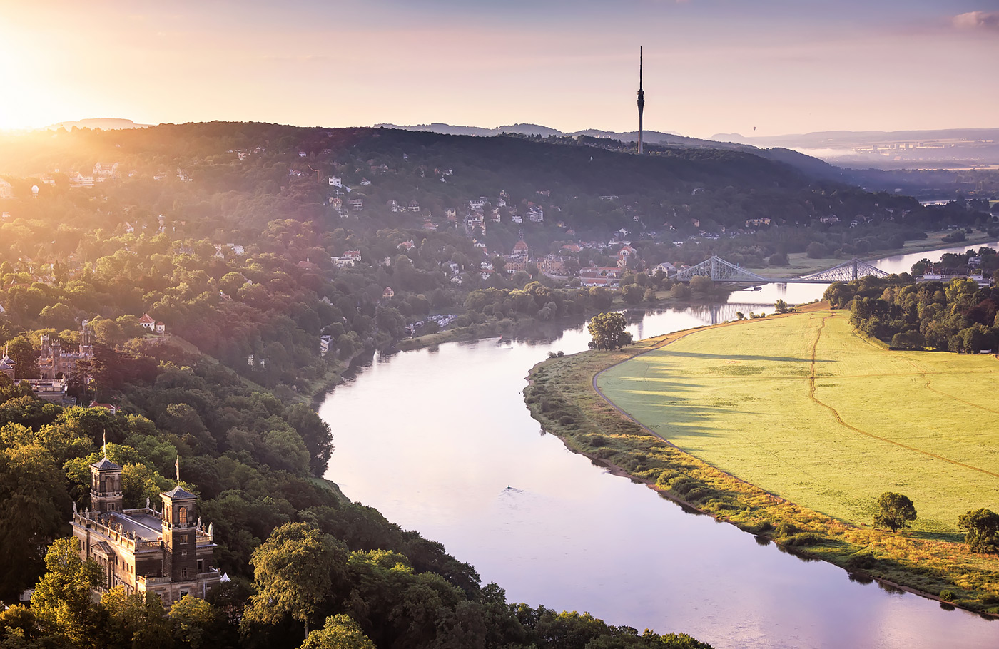 6-daagse busreis van Maaskant Reizen; per comfort-class touringcar Leipzig, Dresden, Weimar & Chemnitz, Met o.a. gidsen in alle titelsteden en nieuw; bezoek aan Chemnitz!