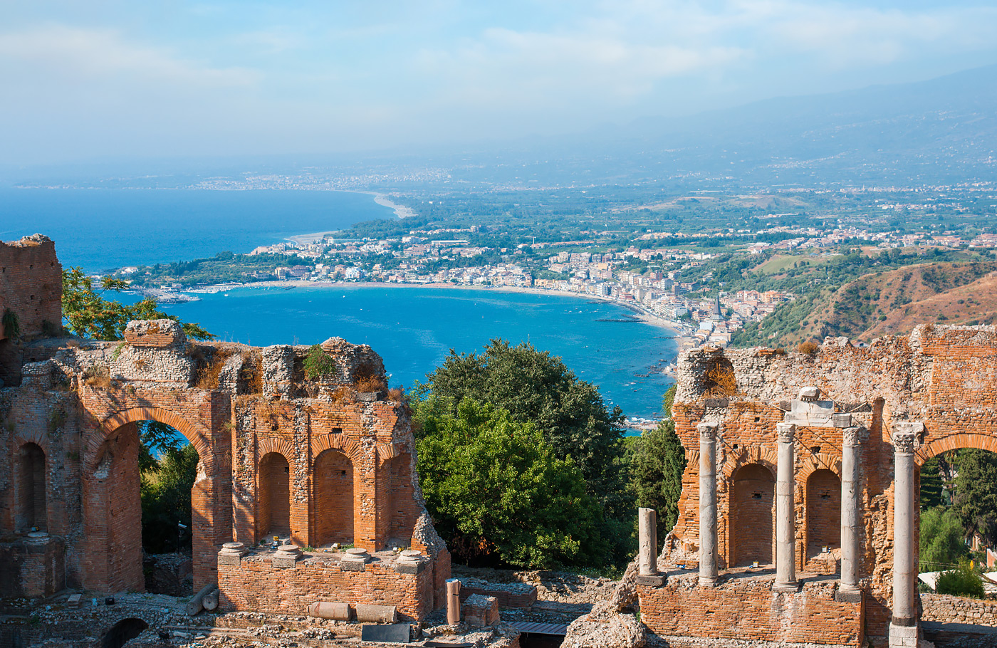 Maaskant Reizen, overwinterBusreis Italië met o.a. 2 weken verblijf op basis van half-pension in Giardini Naxos