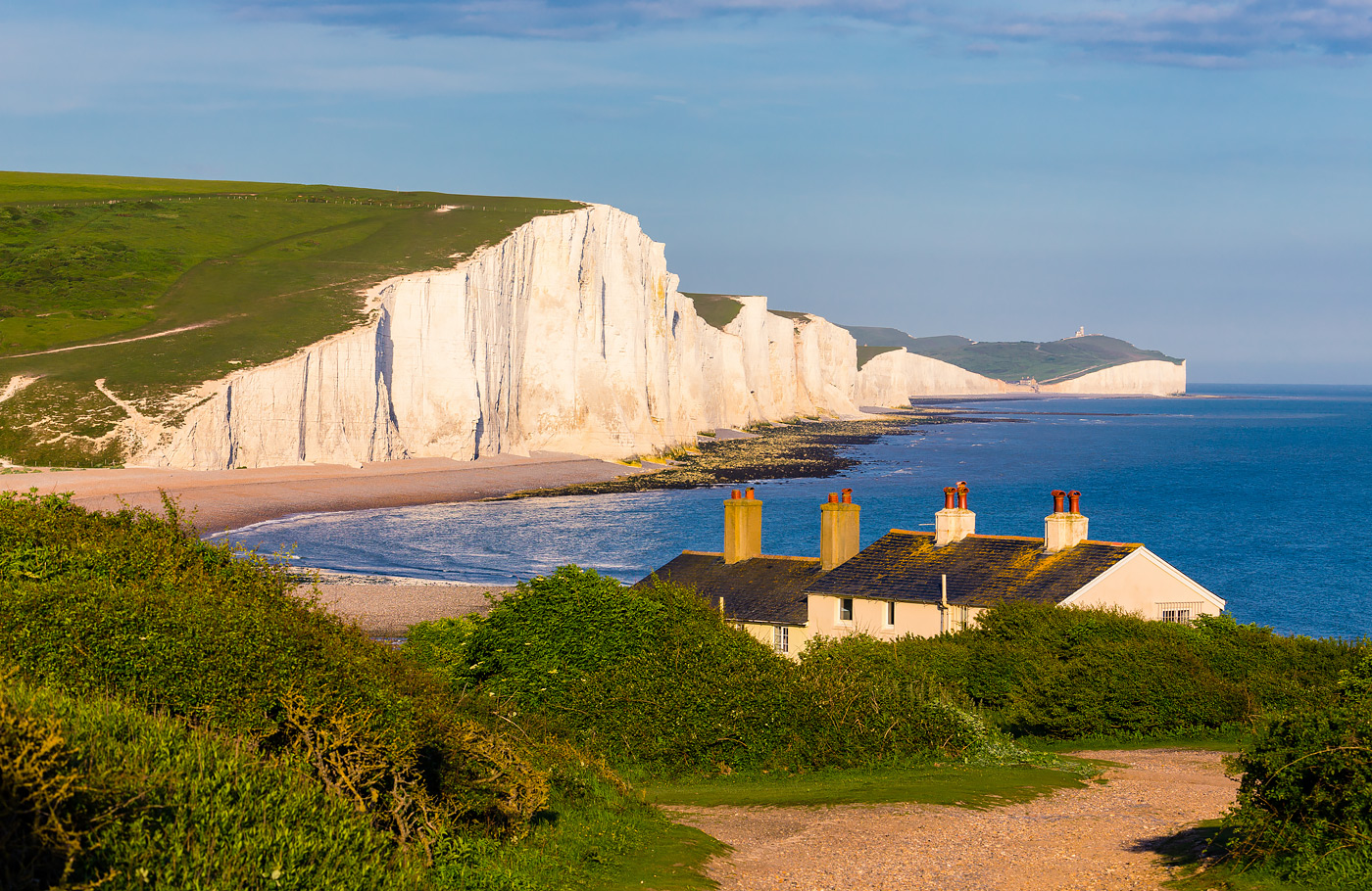 Met Maaskant Reizen per comfort-class touringcar naar Cornwall met Isle of Wight Met o.a. Southampton, Exeter, St. Michael's Mount, Tintagel, Land's End, Dartmoor en Plymouth.