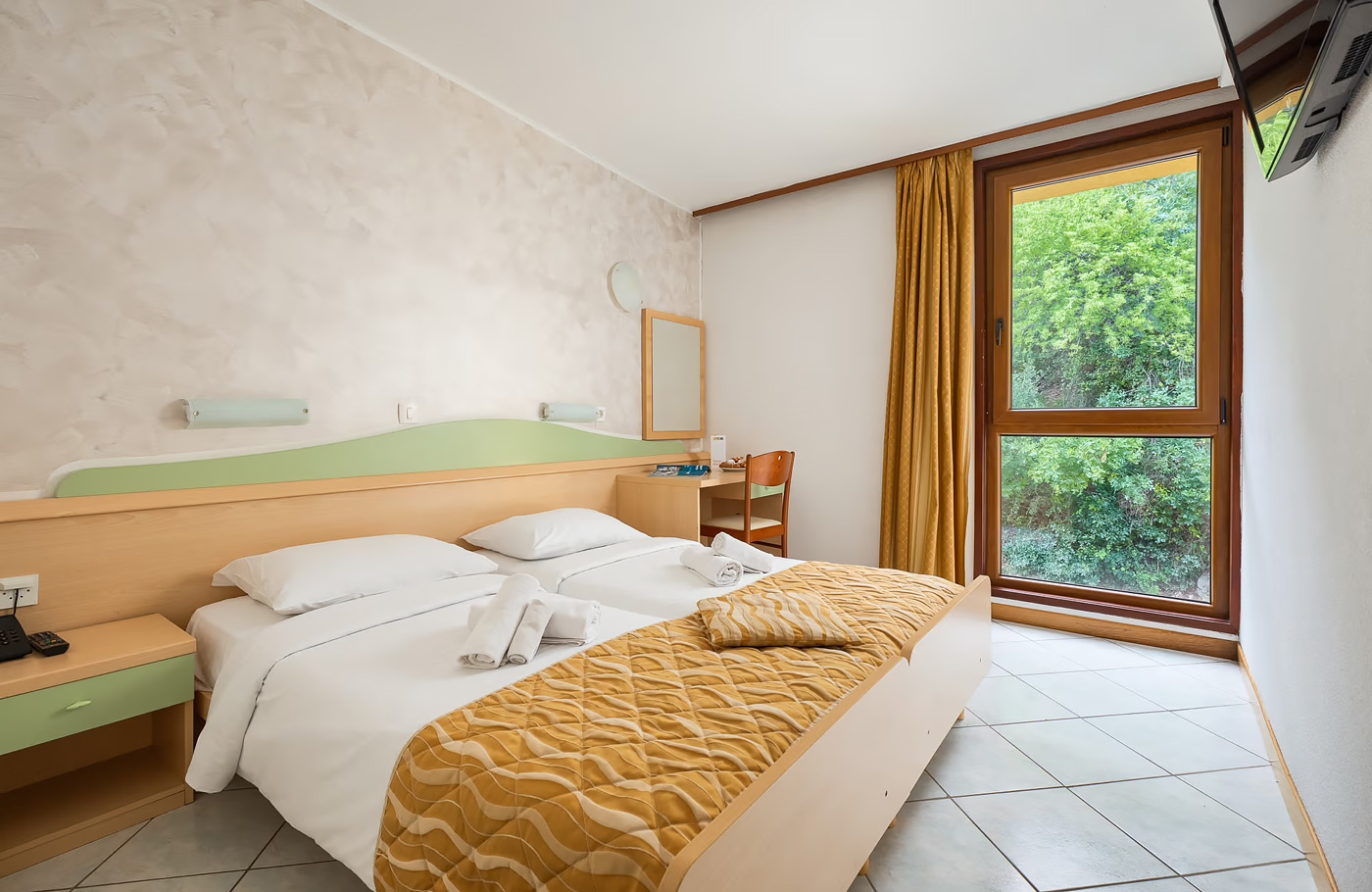 Maaskant Reizen, rondreis, comfort-class touringcar, Cultuurrondreis Slovenië, Italië & Kroatië Met o.a. Ljubljana, Triëste, eiland Krk & de parels van Istrië