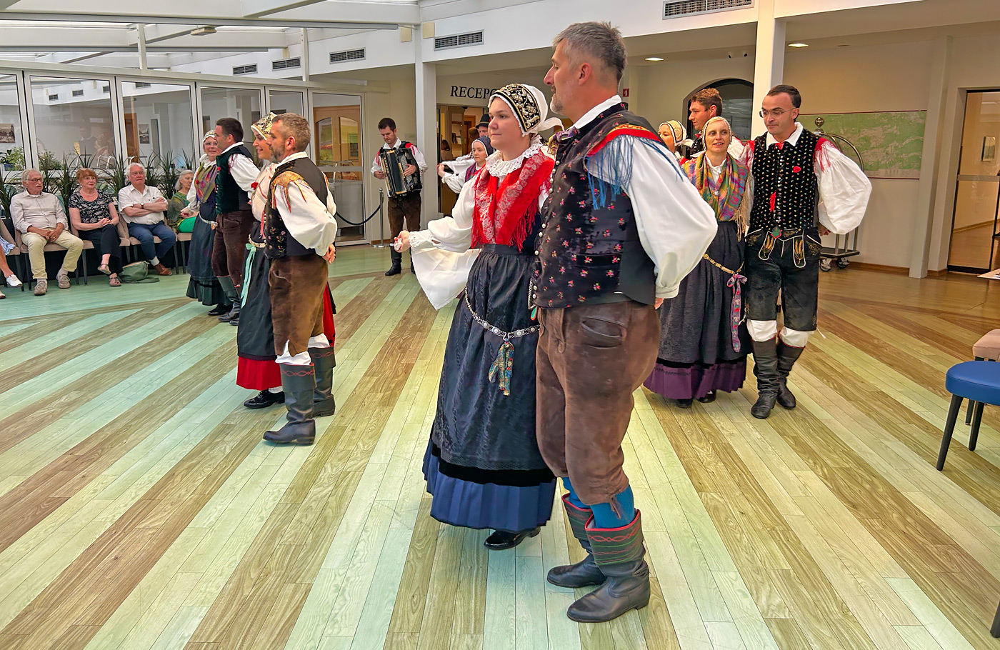 Excursiereis van Maaskant Reizen, per comfort-class touringcar Het meer van Bohinj & Sloveense Alpen Met o.a. Ljubljana, Postojna, Sloveense Alpen, Bled, Wörthersee en Klagenfurt