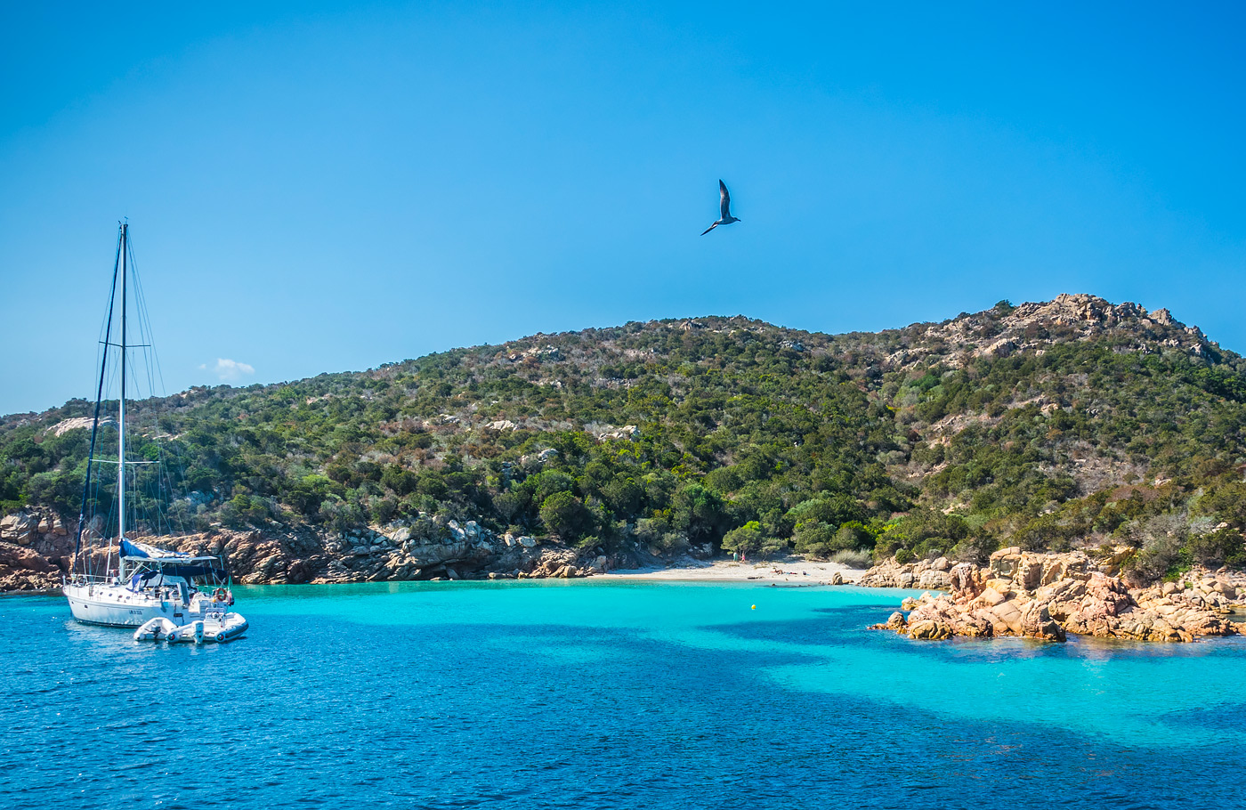 rondreis per comfort-class touringcar Met o.a. Cap Corse, Les Calanches, Ajaccio, Bonifacio, Nuoro, La Maddalena en de Costa Smeralda