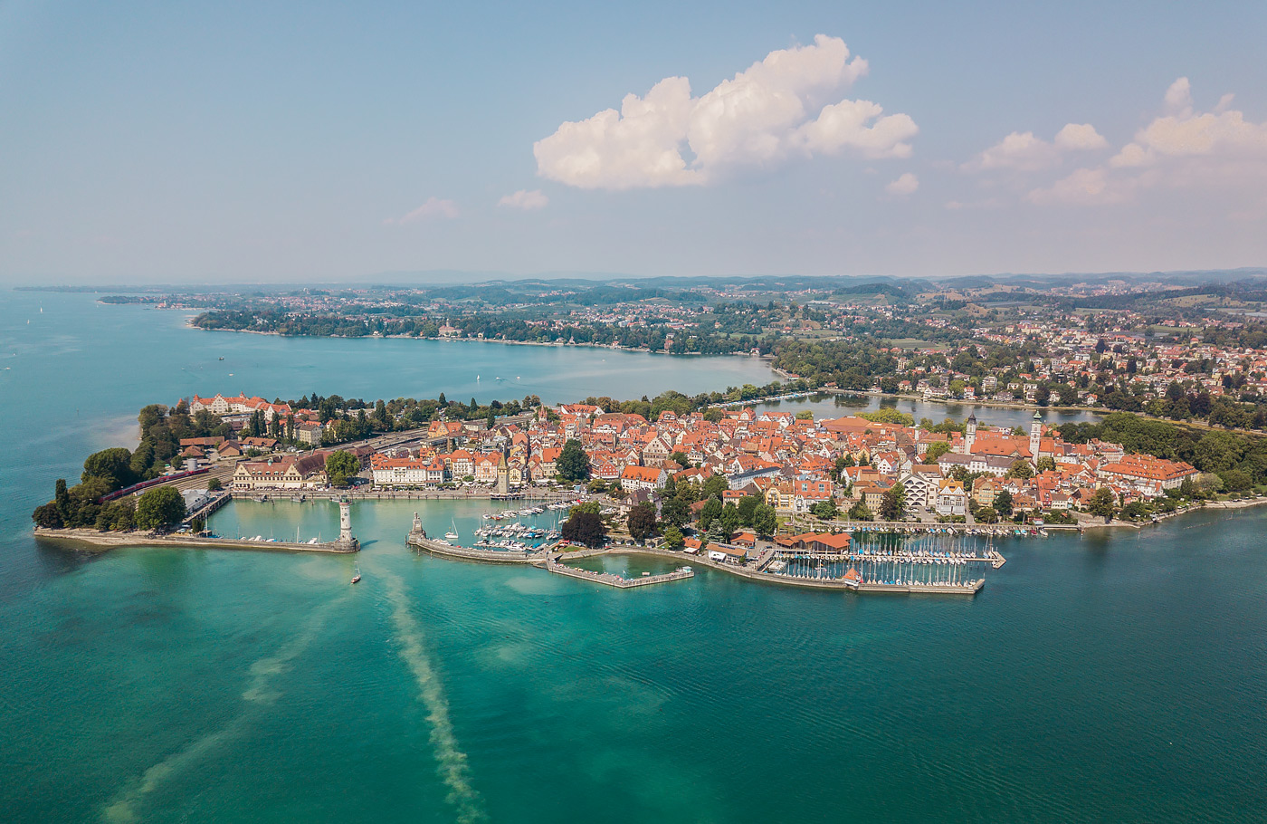 6-daagse reis van Maaskant Reizen naar Duitsland, per comfort-class touringcar; De Bodensee – Sfeervol genieten in Zuid-Duitsland Met o.a. Lindau, bloemeneiland Mainau & de Rijnwaterval