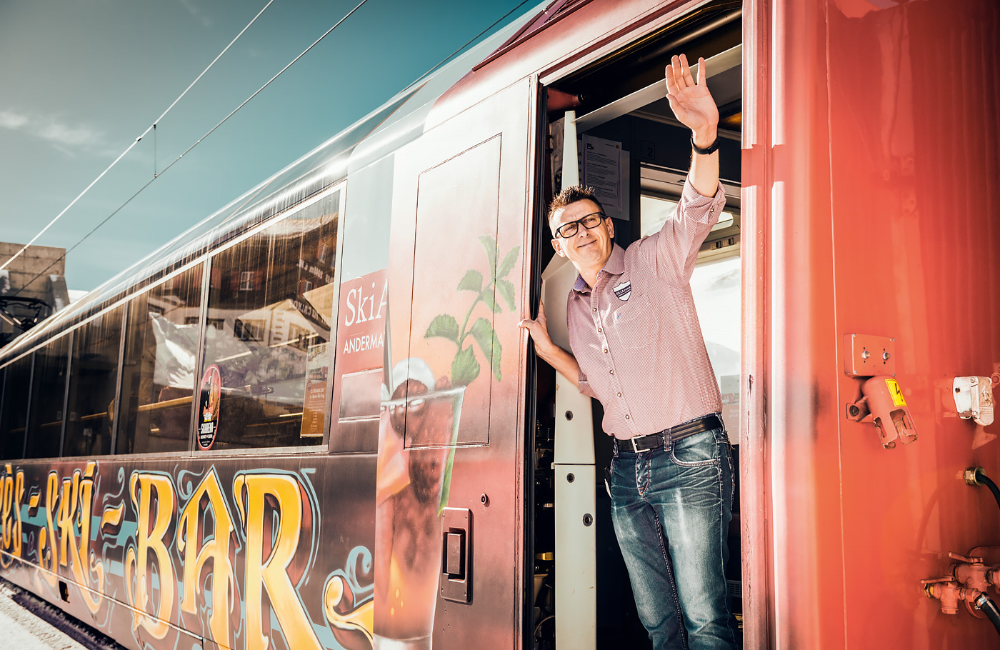 Per comfort-class touringcar van Maaskant Reizen naar Winters Zwitserland per bus en trein Busreis Zwitserland met treinreis over het Glacier Traject en excursies naar Appenzell, Werdenberg, Davos en Klosters