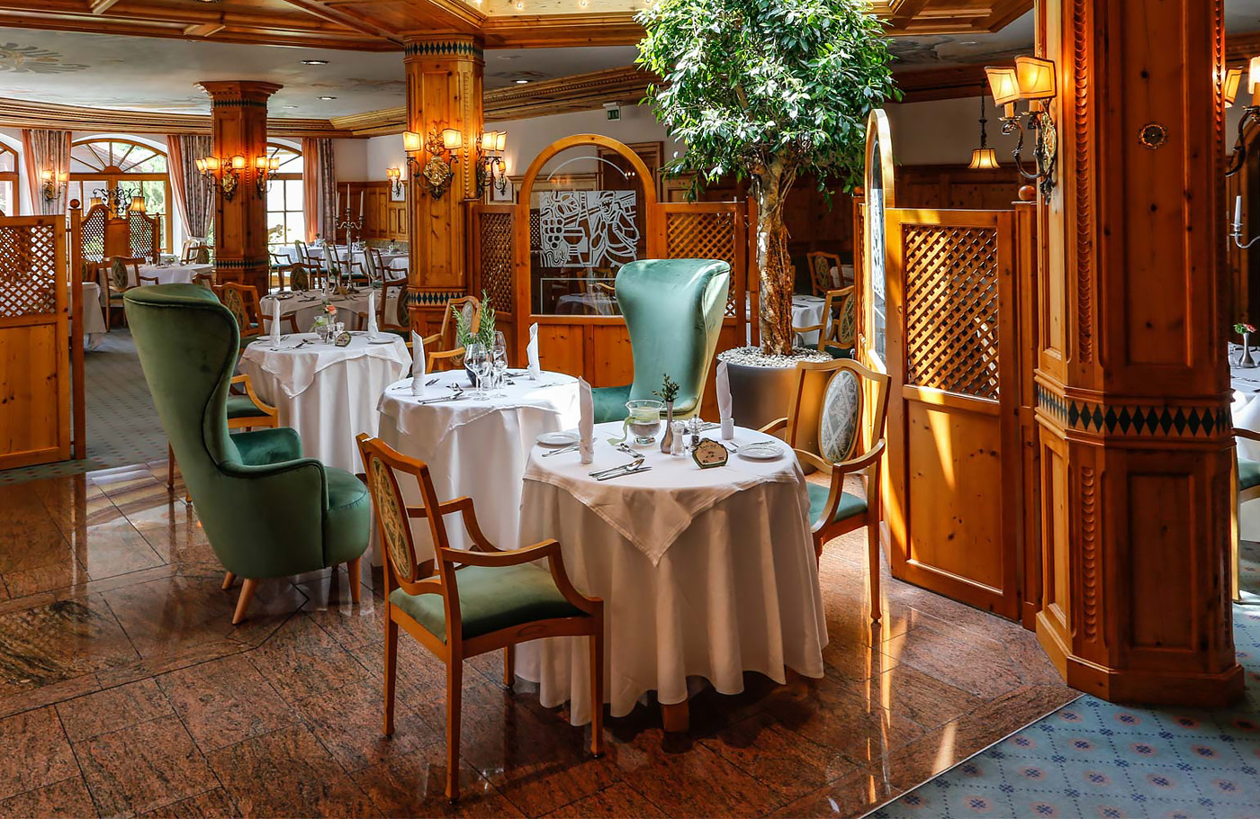 Busreis van Maaskant Reizen, per comfort-class touringcar naarBeieren, Zuid-Duitsland met Regensburg, Passau, Zuid-Bohemen & Ceský Krumlov