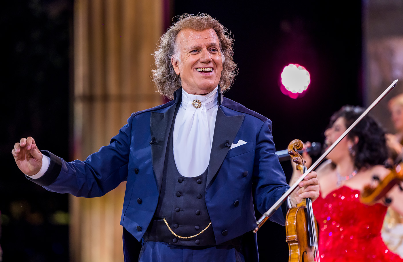 André Rieu op het vrijthof, pleinarrangement van Maaskant Reizen met zitplaats op het Vrijthof en reis per tourist-class touringcar