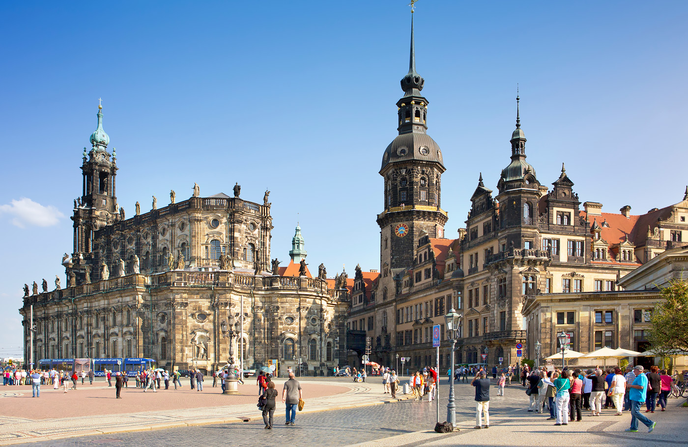 6-daagse busreis van Maaskant Reizen; per comfort-class touringcar Leipzig, Dresden, Weimar & Chemnitz, Met o.a. gidsen in alle titelsteden en nieuw; bezoek aan Chemnitz!